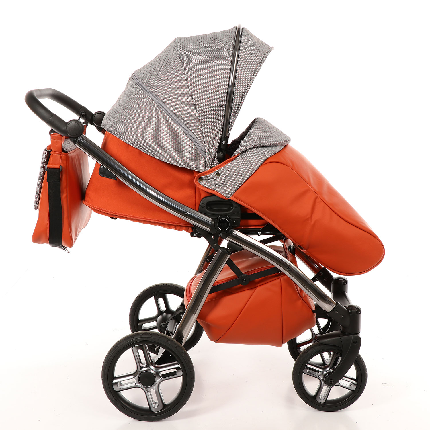 Детская коляска Nuovita Intenso, цвет - Arancio / Оранжевый  
